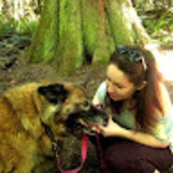 Meet your Posher, Amber - Picture 1 of 1